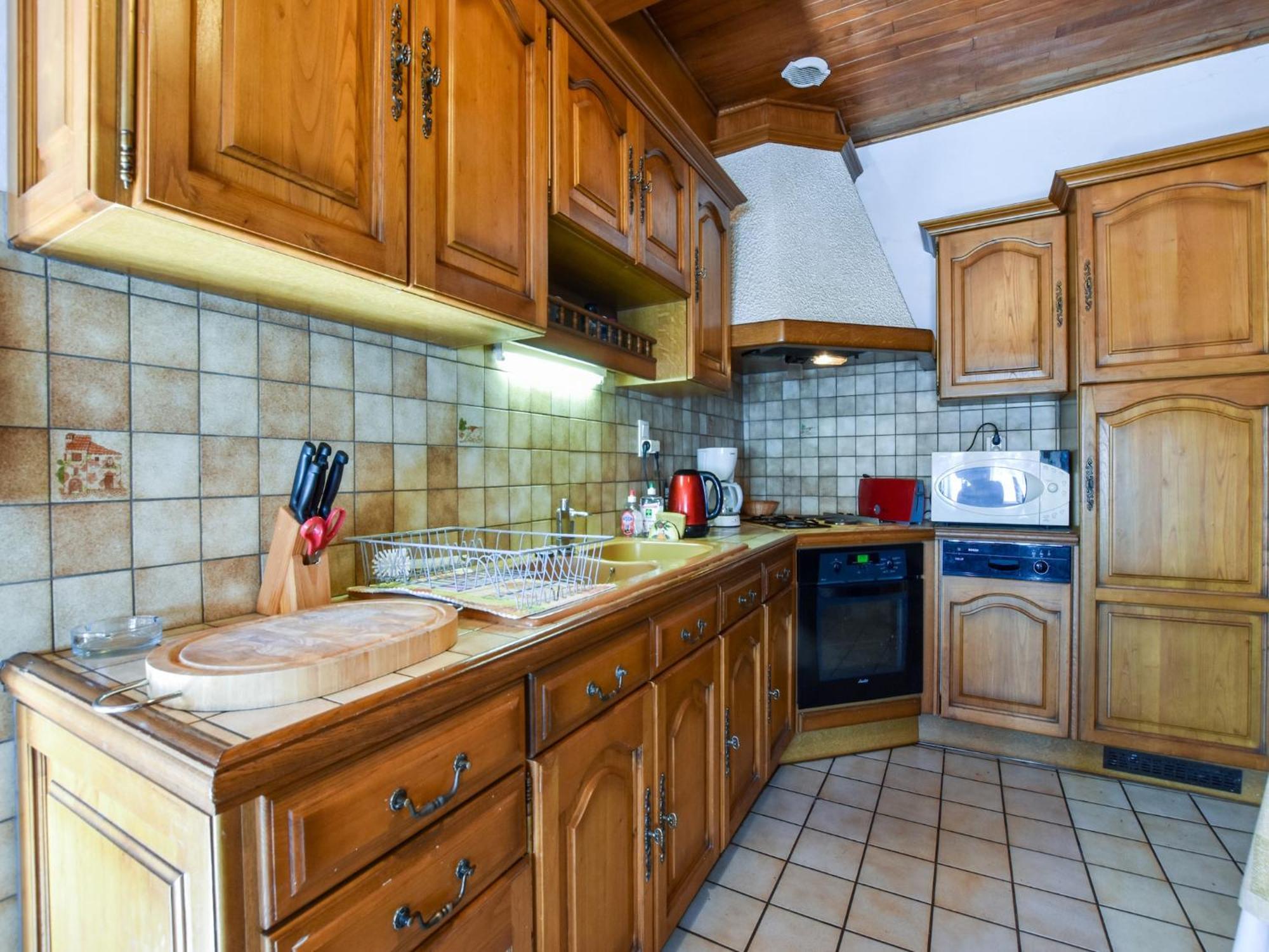 Beautiful Villa In The Parc Des Volcans D Auvergne Vic-sur-Cere Exterior photo